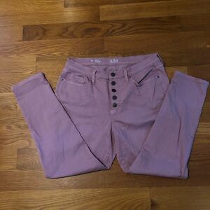 Women’s size 14 skinny jeans